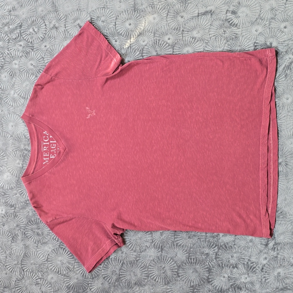 Men's Heathered Maroon V-Neck T-Shirt